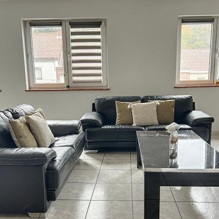 Gohyssart 51B 2 Bruxelles-Charleroi-Airport Villa Luaran gambar